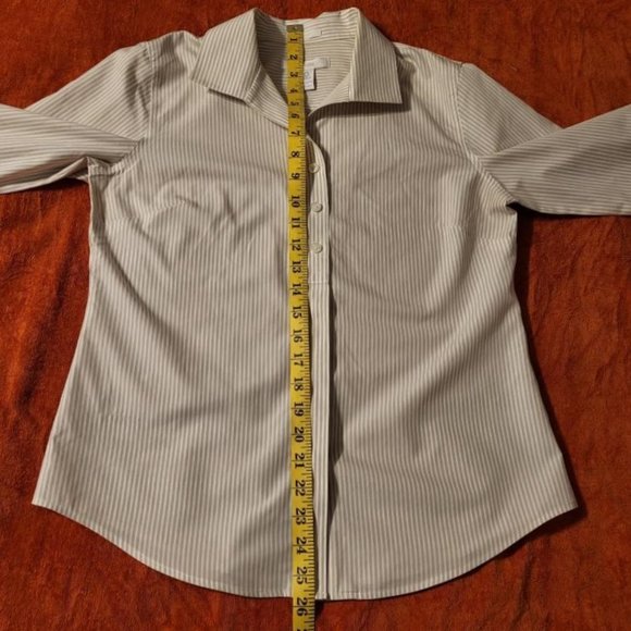 Chico's pinstriped shirt, size 0 - Picture 6 of 8